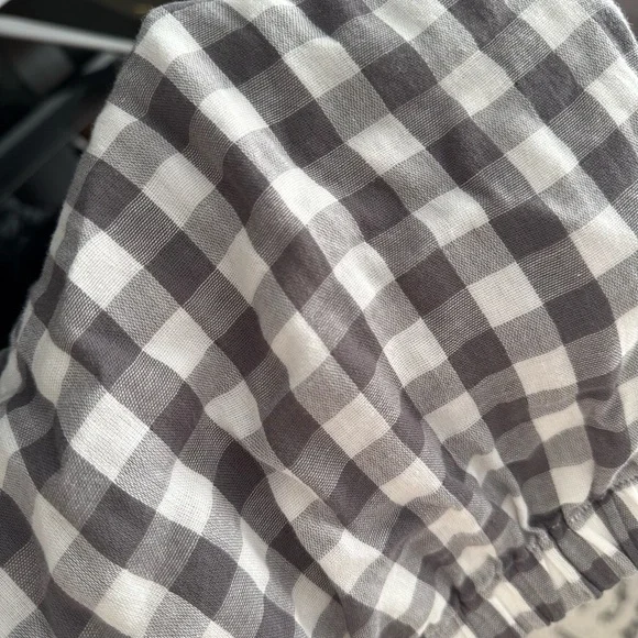 Checkered Top - Picture 2 of 2
